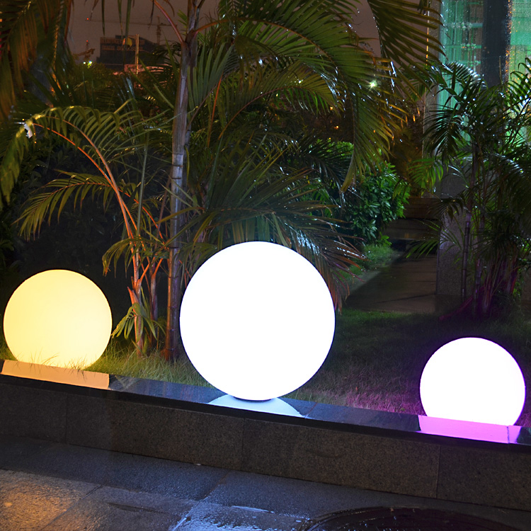 Led Outdoor Light with smart lighting waterproof Decoration solar garden light 